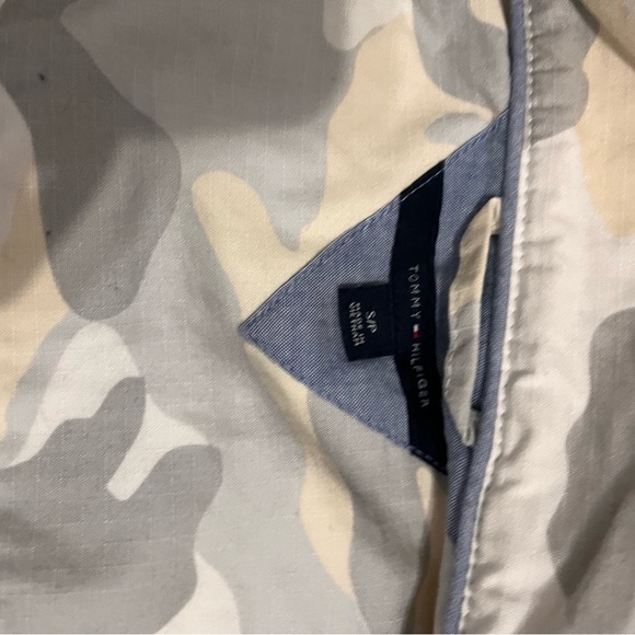 Tommy Hilfiger Light Jacket - Picture 7 of 8